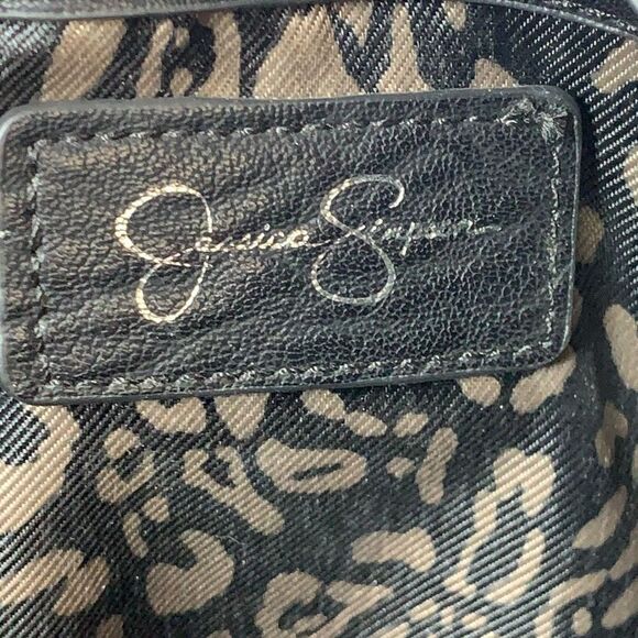 Jessica Simpson black white shoulder purse - Picture 8 of 9